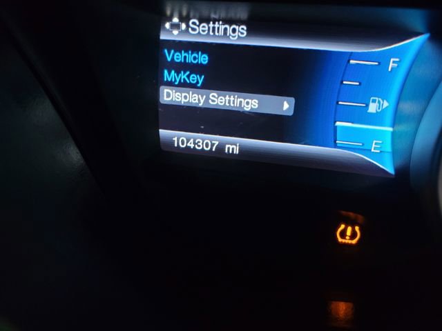 Used 2014 Ford Explorer XLT w/ Equipment Group 202A image 3