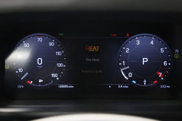 Used 2023 Land Rover Defender 130 SE image 34