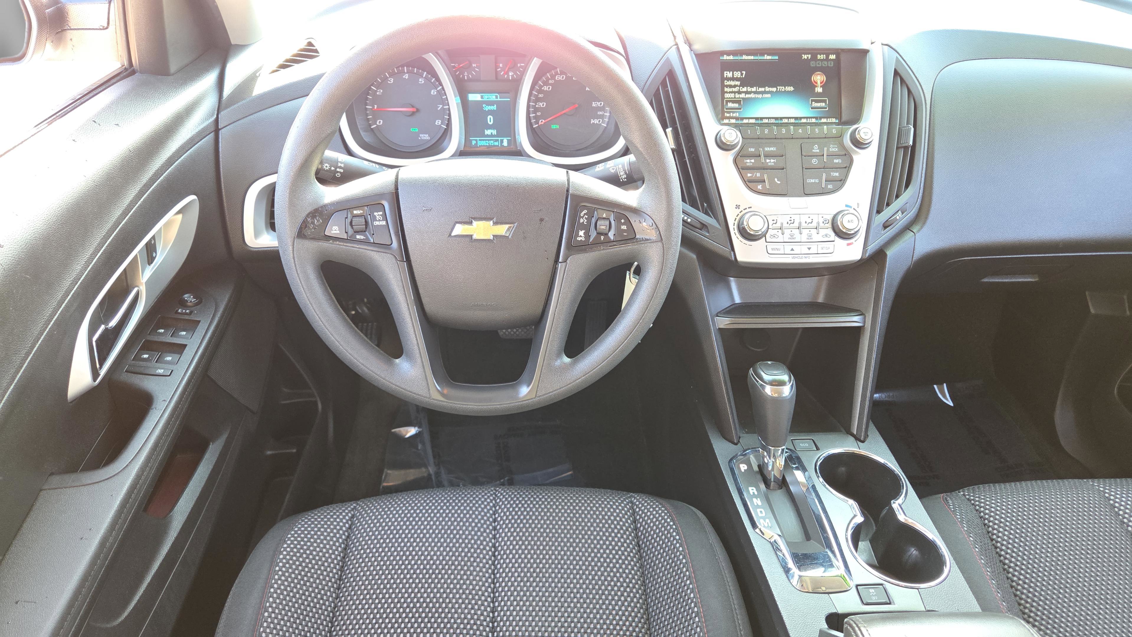 Used 2017 Chevrolet Equinox LS image 12