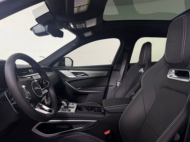 New 2026 Jaguar F-PACE R-Dynamic S image 6
