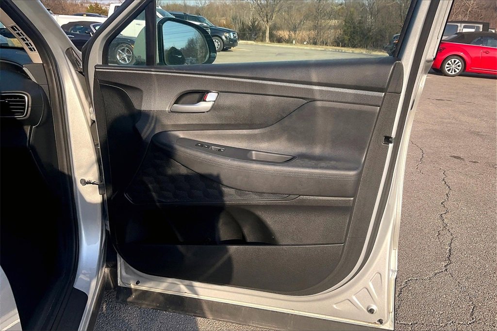 Used 2019 Hyundai Santa Fe SEL image 22