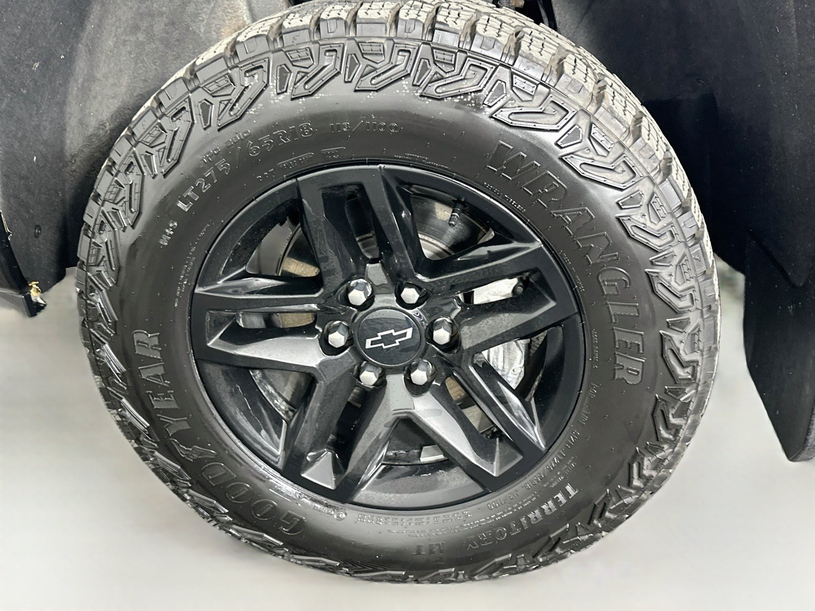 Used 2024 Chevrolet Silverado 1500 Custom Trail Boss AWD/4WD image 31