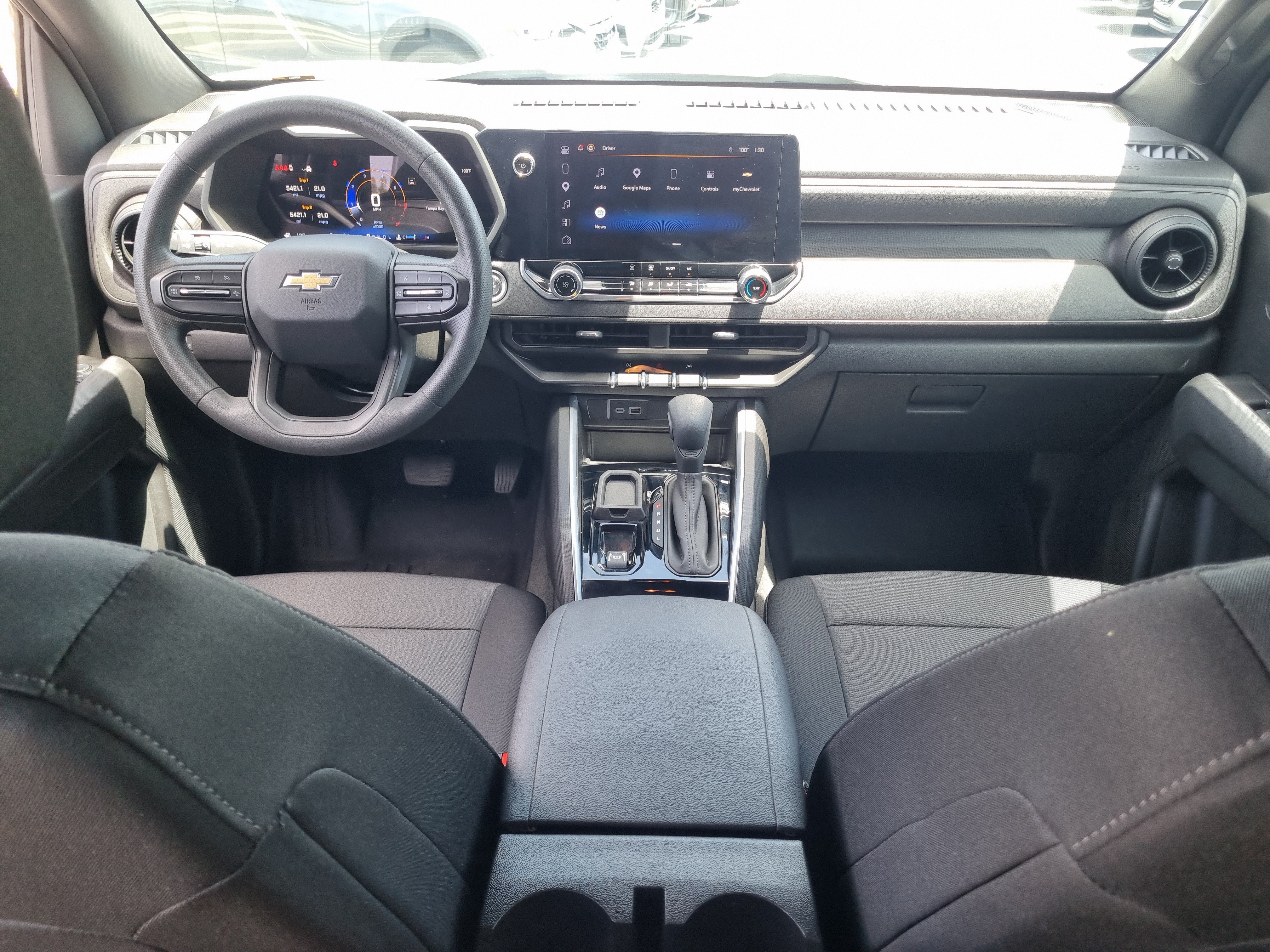 Used 2024 Chevrolet Colorado W/T w/ WT Convenience Package II RWD image 14