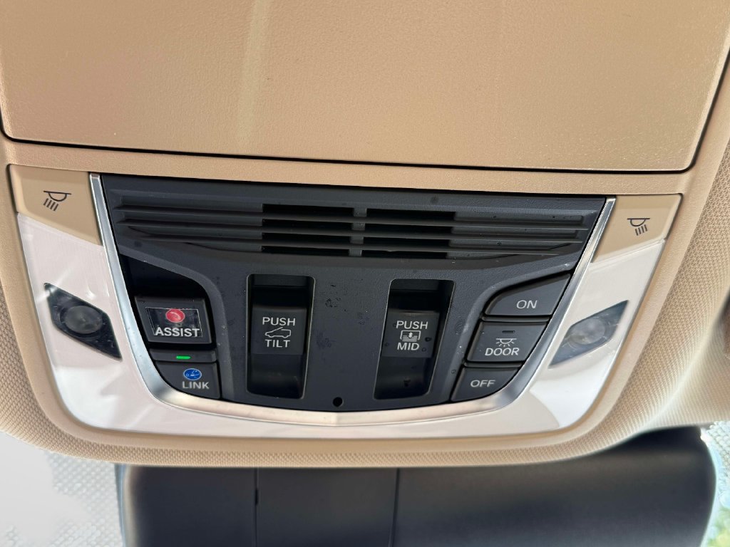 Certified 2024 Acura RDX SH-AWD image 25