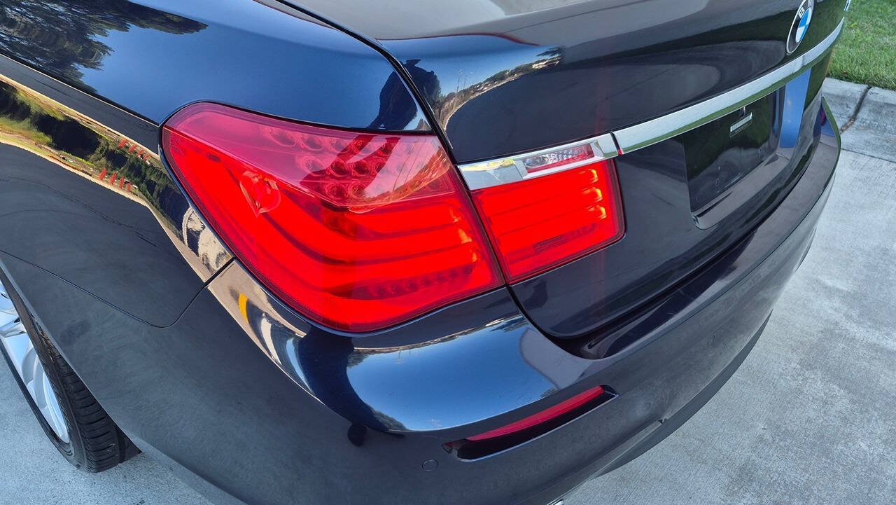 Used 2011 BMW 750Li xDrive AWD/4WD image 14