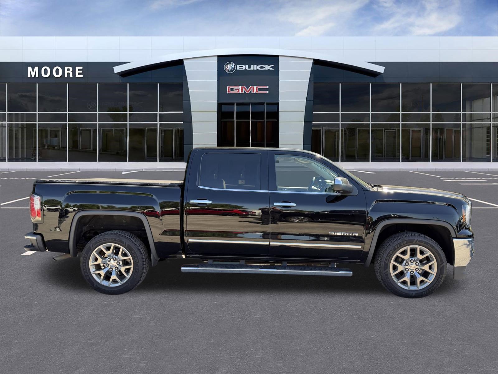 Used 2017 GMC Sierra 1500 SLT w/ SLT Premium Package RWD image 2