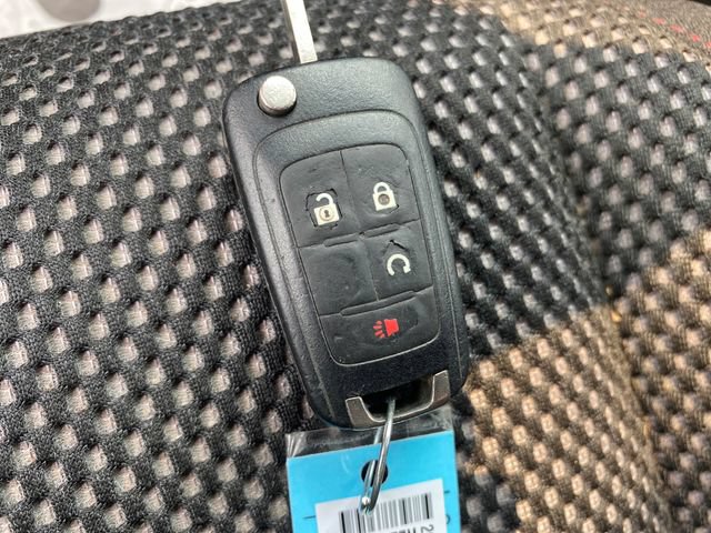 Used 2017 Chevrolet Equinox LT w/ Convenience Package FWD image 24
