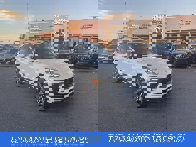 Used 2025 Porsche Macan image 1