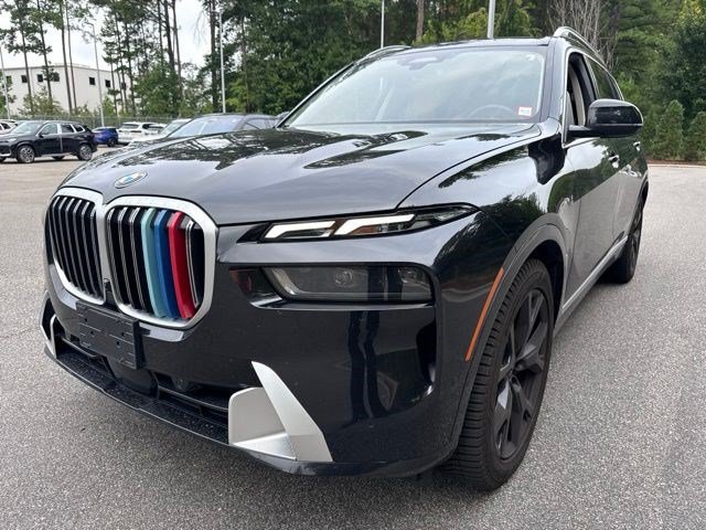 Used 2024 BMW X7 xDrive40i AWD/4WD image 1