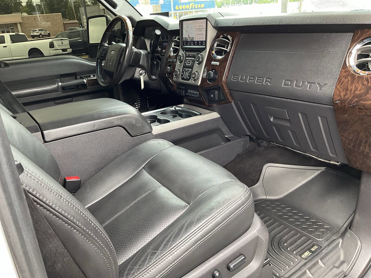 Used 2015 Ford F250 Platinum AWD/4WD image 29