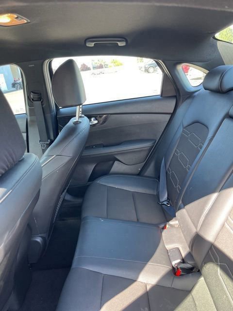 Used 2024 Kia Forte GT-Line image 9