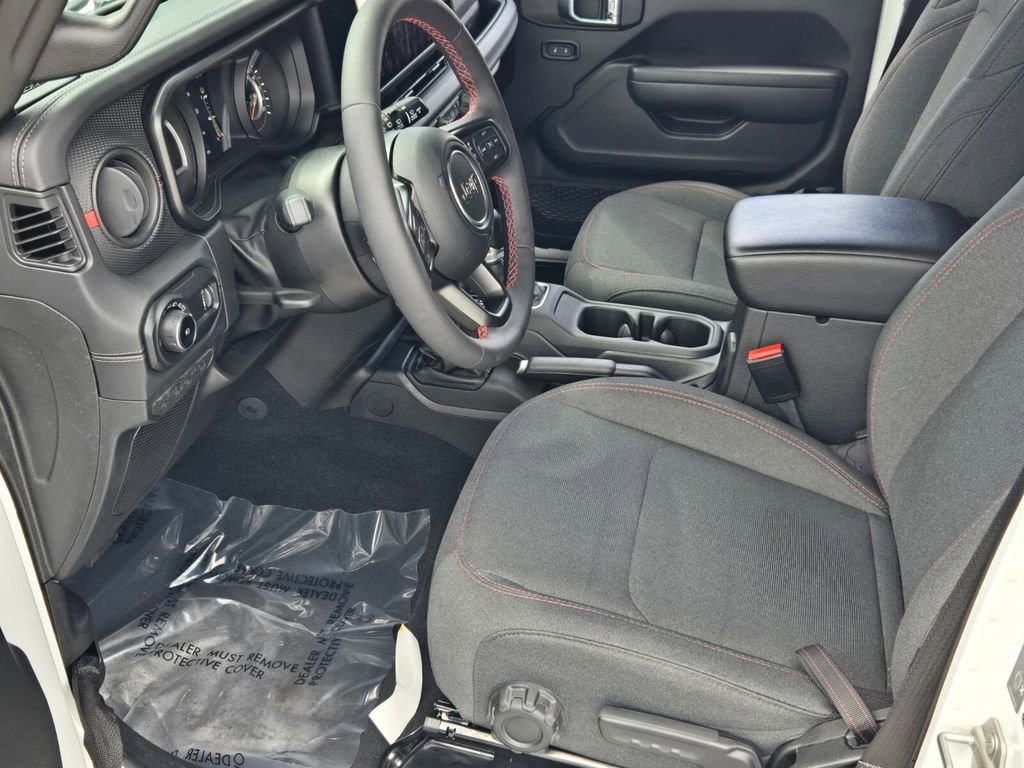 Used 2024 Jeep Wrangler Unlimited Rubicon image 10
