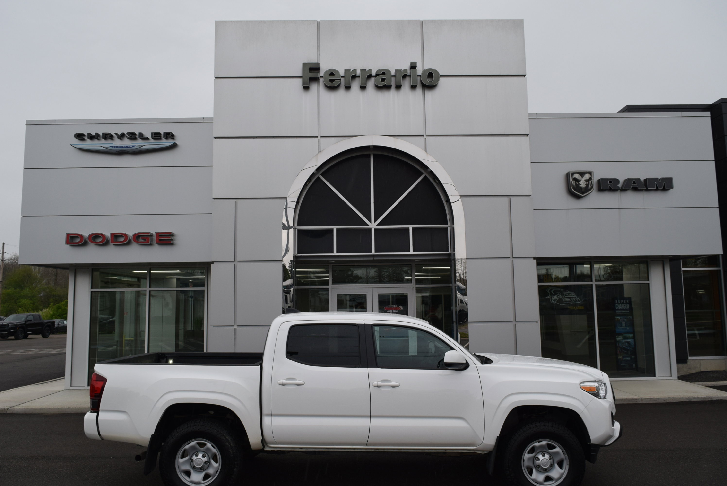 Used 2023 Toyota Tacoma SR w/ SR Convenience Package