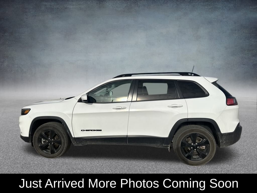 Used 2021 Jeep Cherokee Latitude Plus image 2