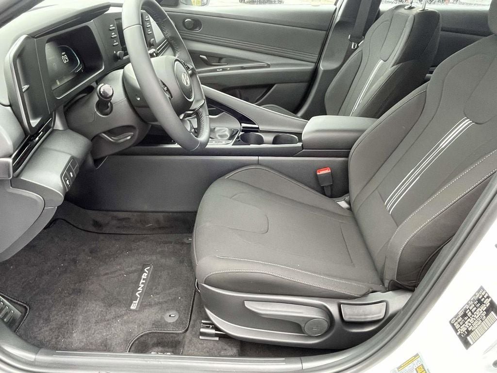 New 2026 Hyundai Elantra SEL Sport Premium image 12