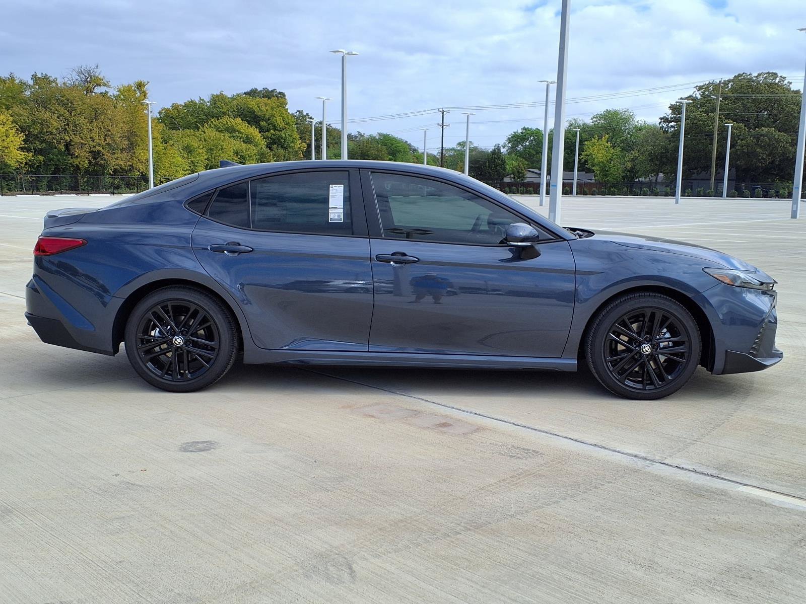 New 2026 Toyota Camry SE w/ Convenience Package FWD image 10