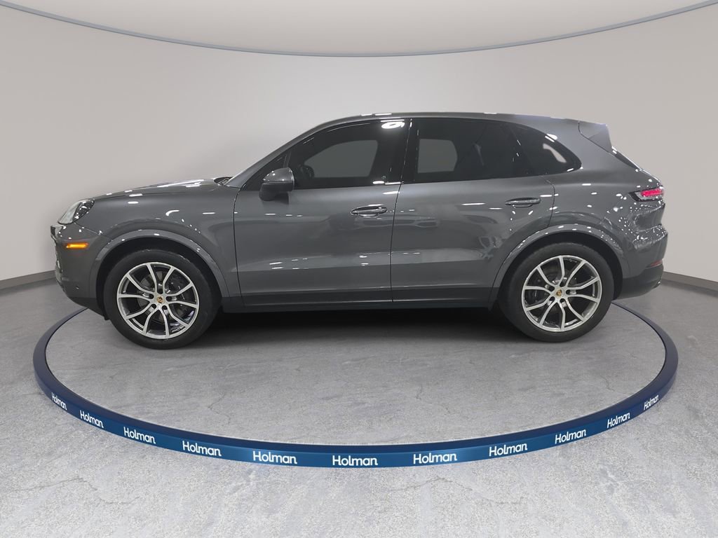 Used 2024 Porsche Cayenne image 9