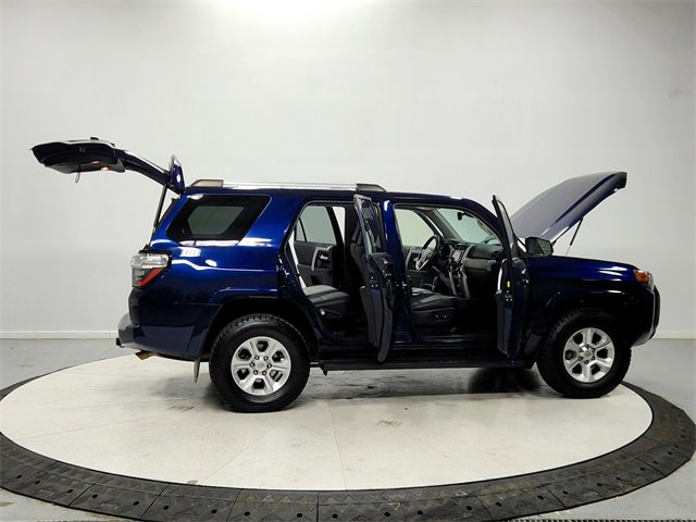 Used 2021 Toyota 4Runner SR5 Premium image 16
