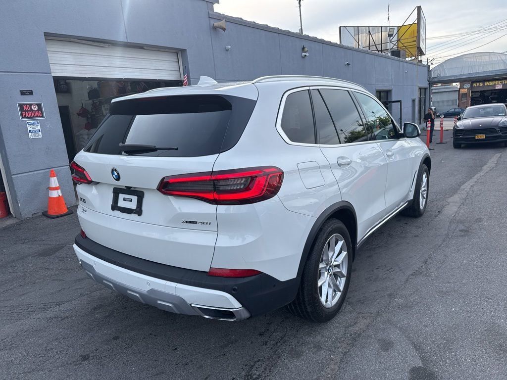 Used 2020 BMW X5 xDrive40i w/ Convenience Package AWD/4WD image 4