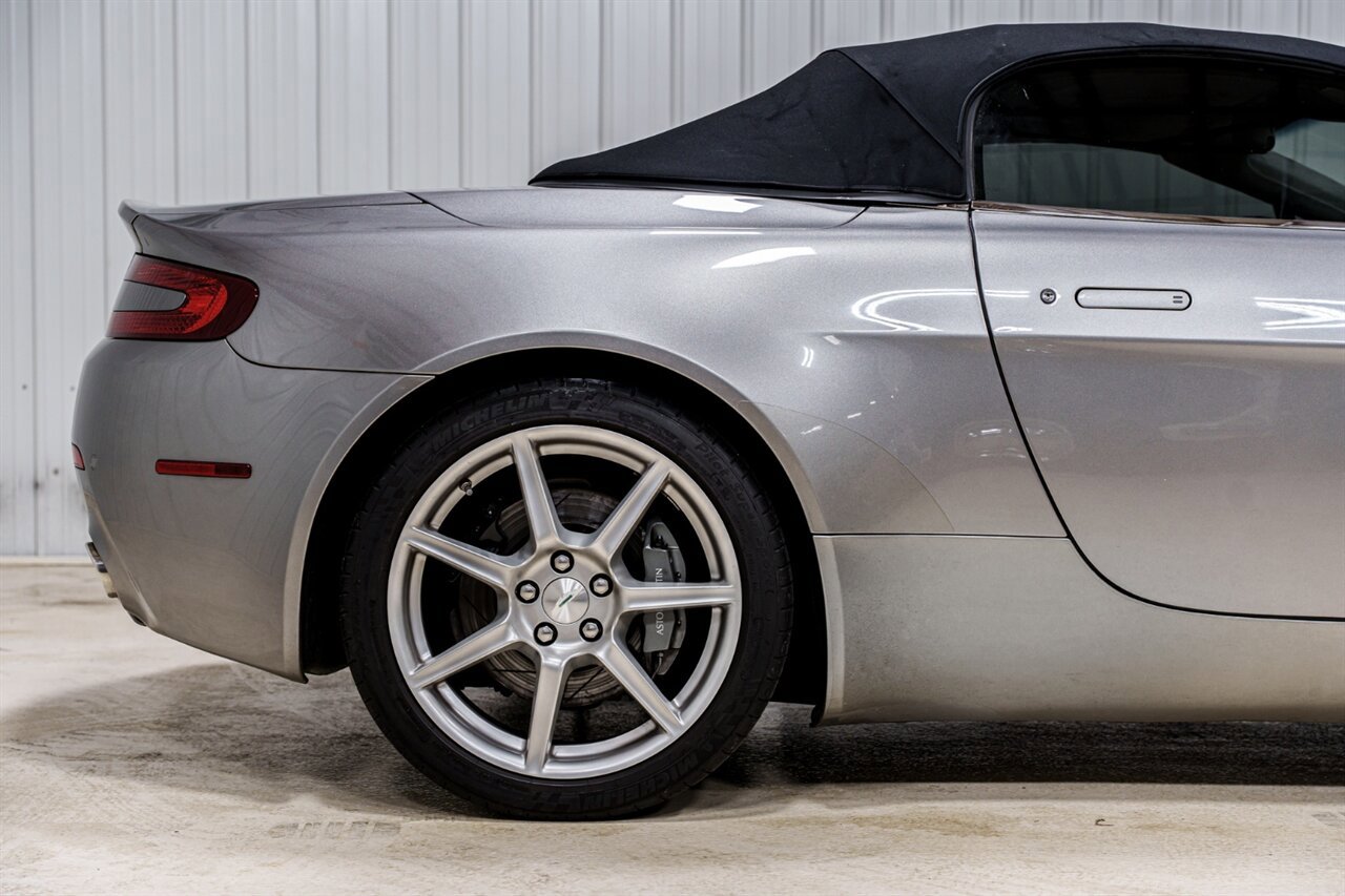 Used 2008 Aston Martin V8 Vantage Roadster image 24