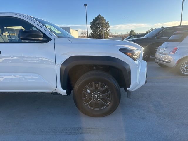 Used 2025 Toyota 4Runner SR5 image 3