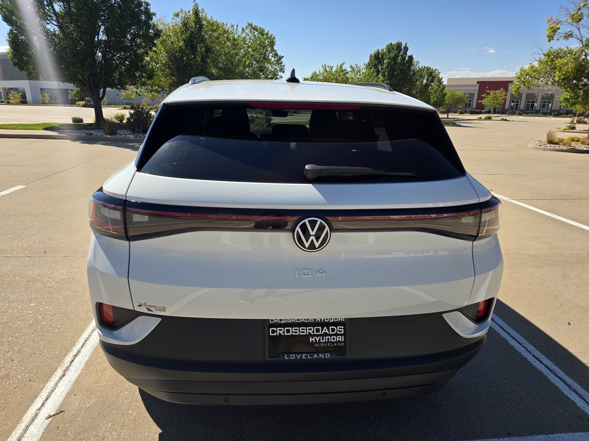 Used 2023 Volkswagen ID.4 2WD image 5