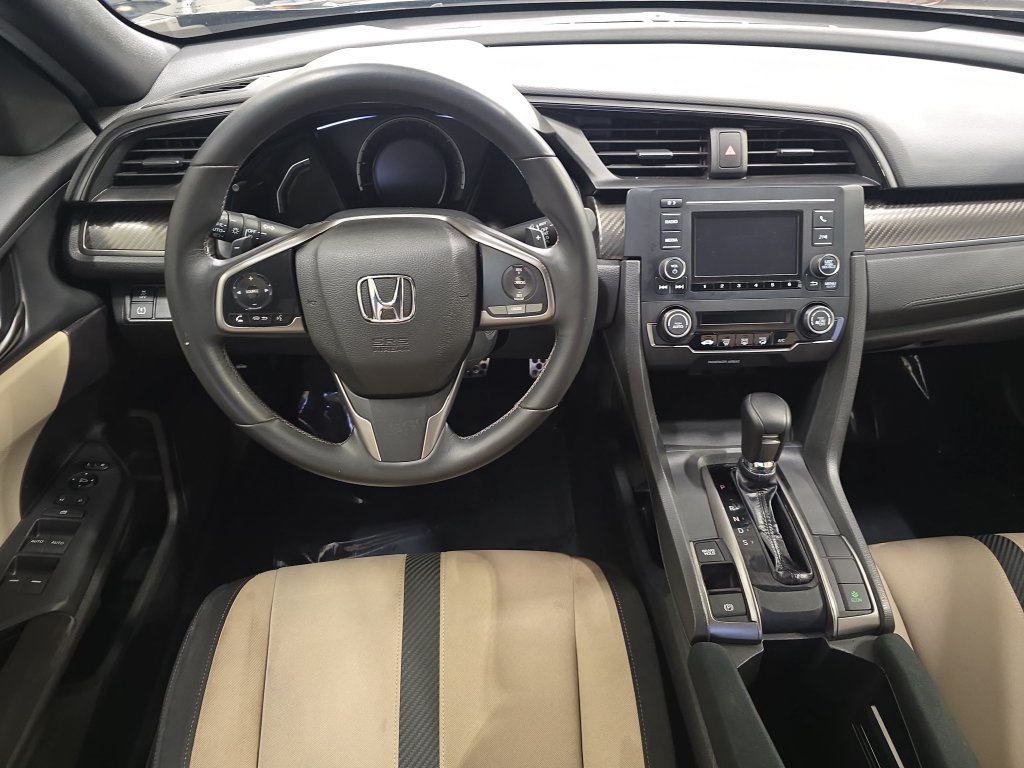 Used 2018 Honda Civic Sport image 16
