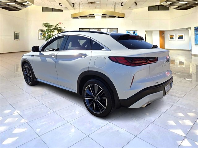 Certified 2025 INFINITI QX55 Luxe w/ Cargo Package image 5