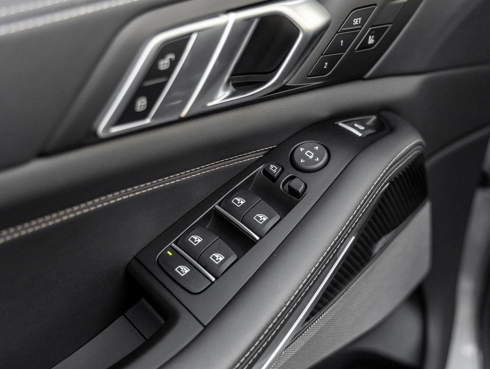 Used 2026 BMW X5 M60i w/ Climate Comfort Package image 18