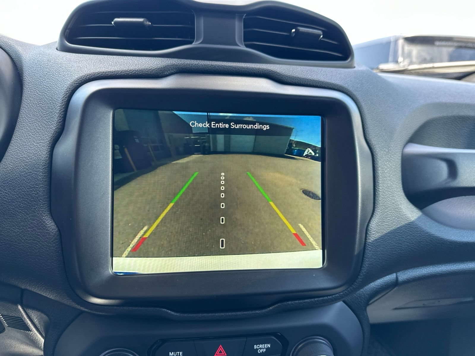 Used 2023 Jeep Renegade Latitude w/ Premium Group AWD/4WD image 52