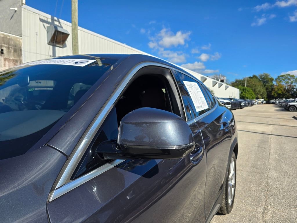 Used 2021 BMW X6 sDrive40i w/ Convenience Package image 12