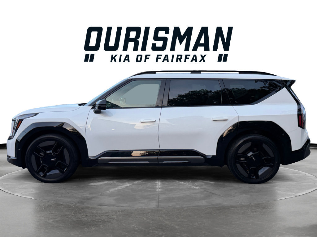 Certified 2024 Kia EV9 GT-Line AWD/4WD image 3