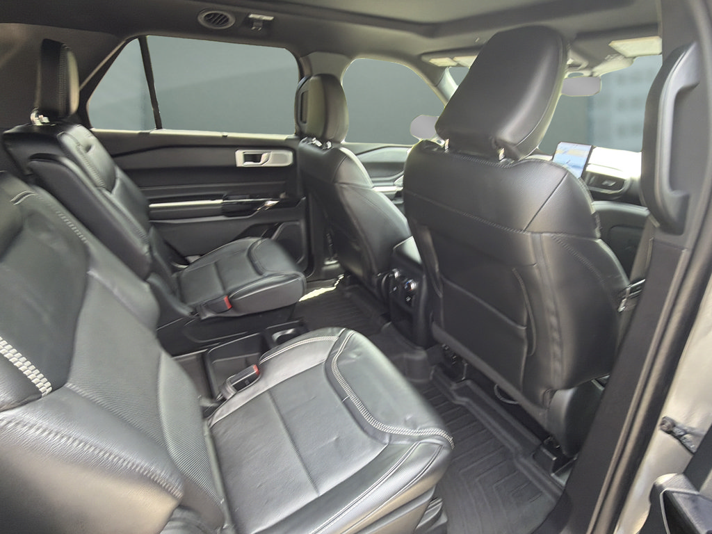 Used 2021 Ford Explorer ST w/ Equipment Group 401A AWD/4WD image 16