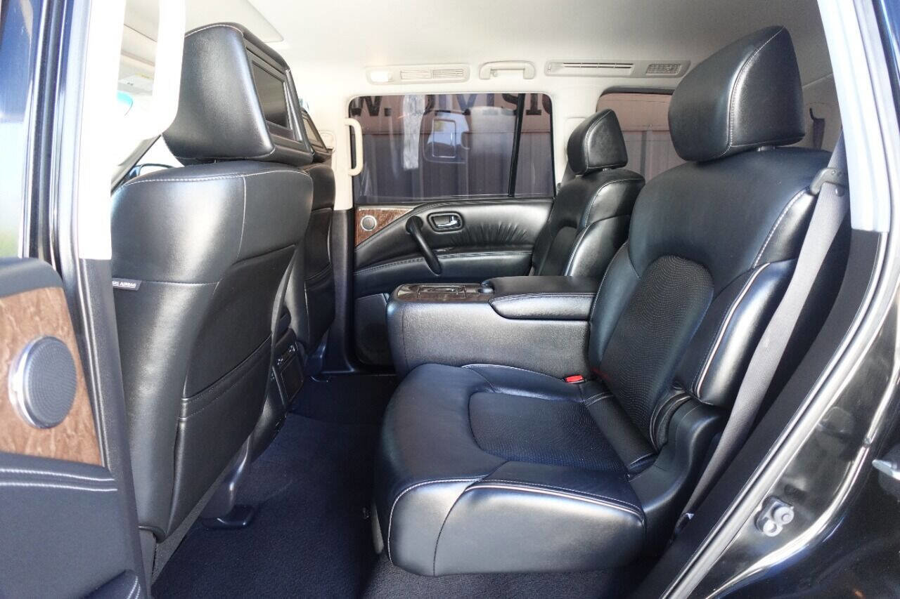 Used 2016 INFINITI QX80 Base 4dr SUV w/ 22" Wheel Package image 37