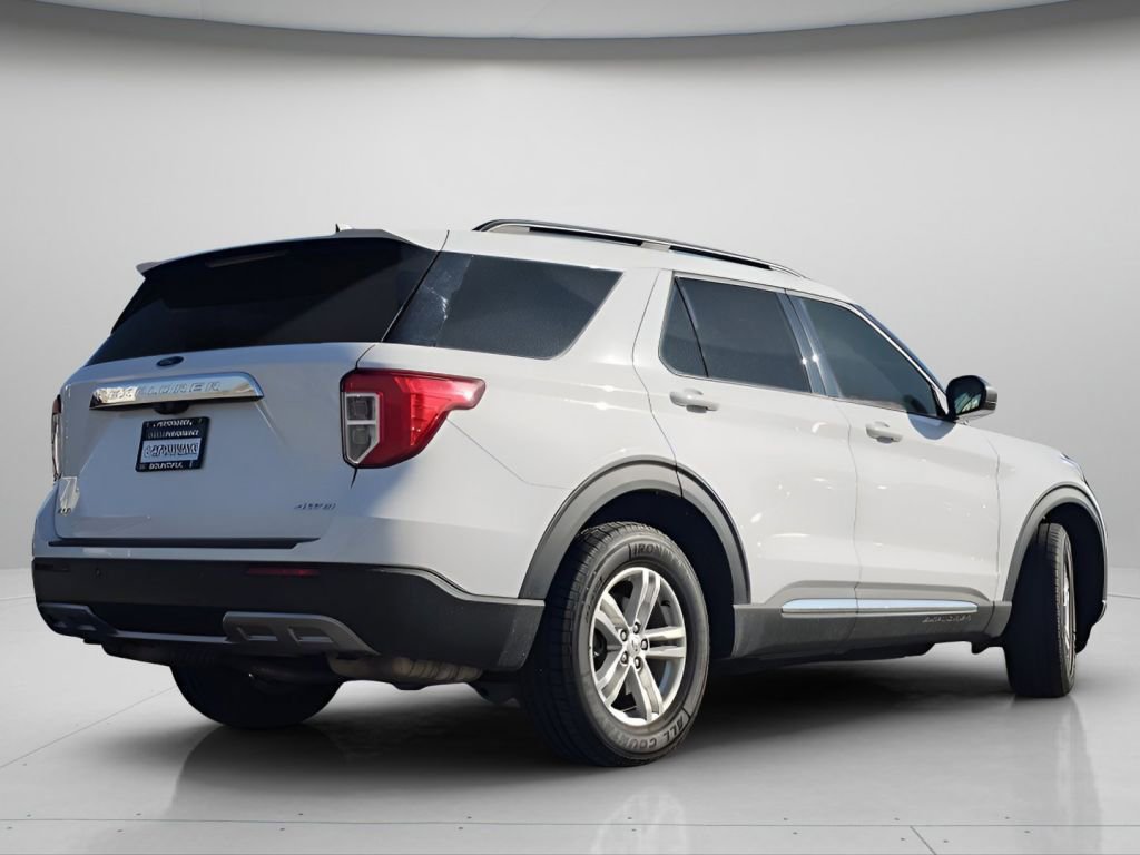 Used 2022 Ford Explorer XLT w/ Equipment Group 202A image 25