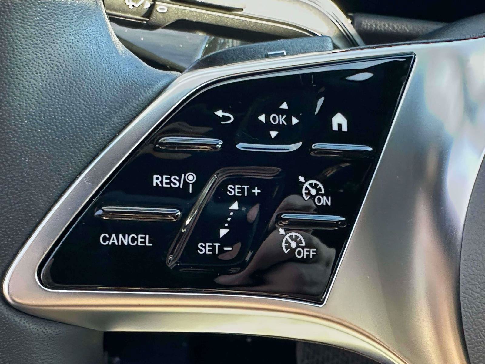 Certified 2025 Mercedes-Benz GLA 250 4MATIC image 18