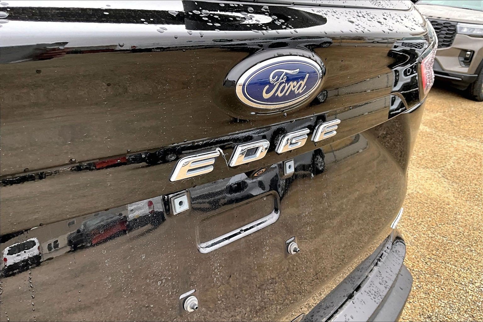 Used 2024 Ford Edge SEL w/ Convenience Package AWD/4WD image 32