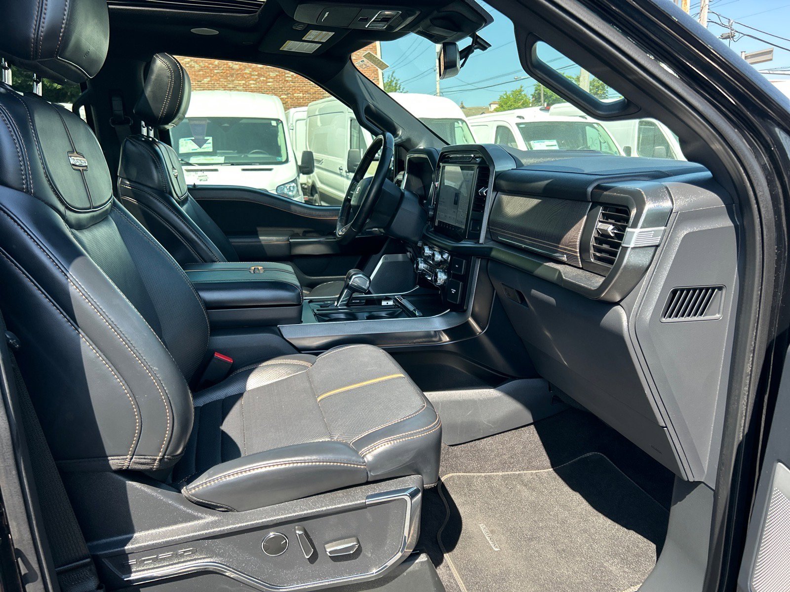 Used 2023 Ford F150 Platinum w/ Equipment Group 701A High AWD/4WD image 18