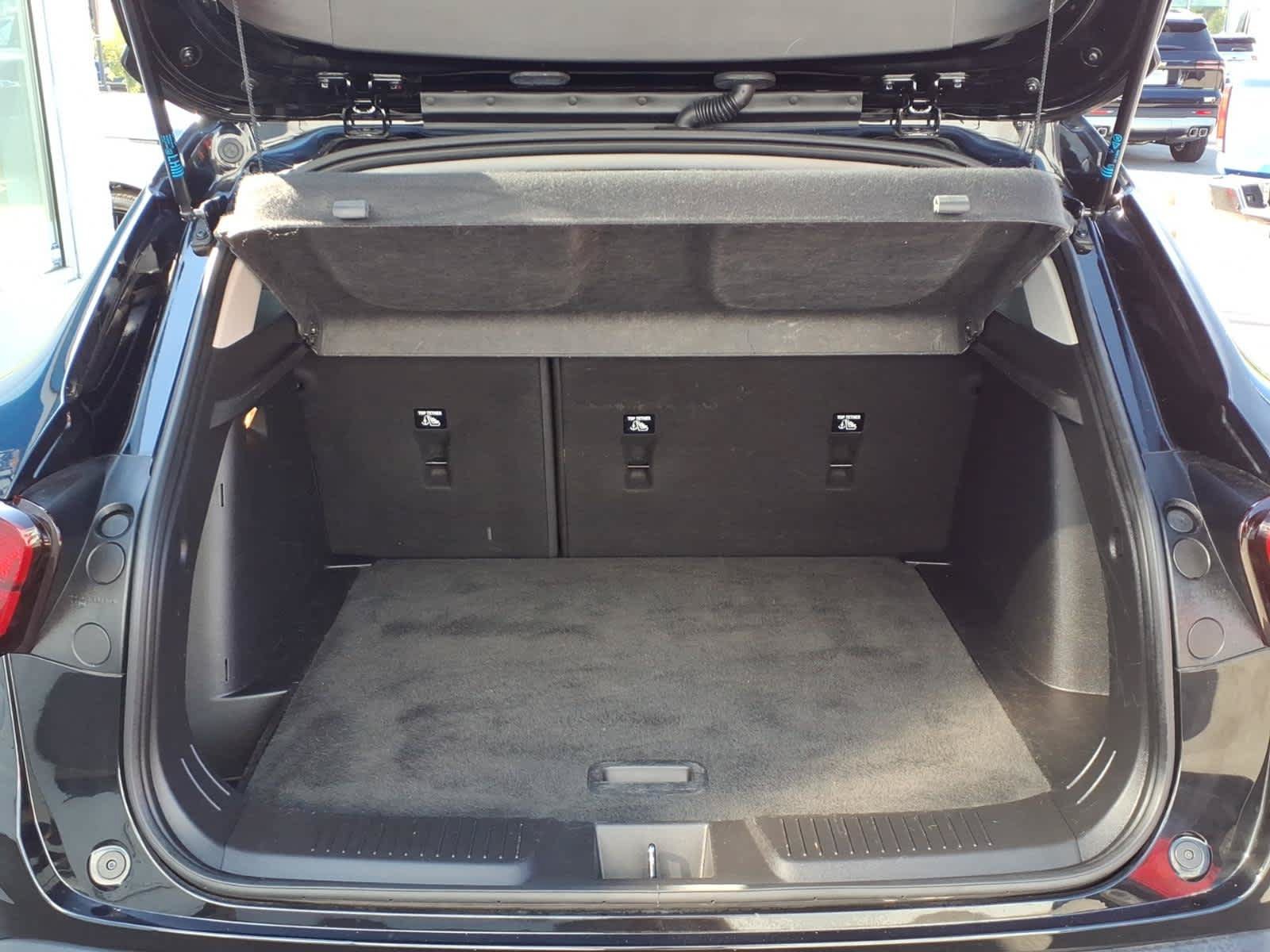 Used 2024 Chevrolet Trax ACTIV w/ Sunroof Package FWD image 19