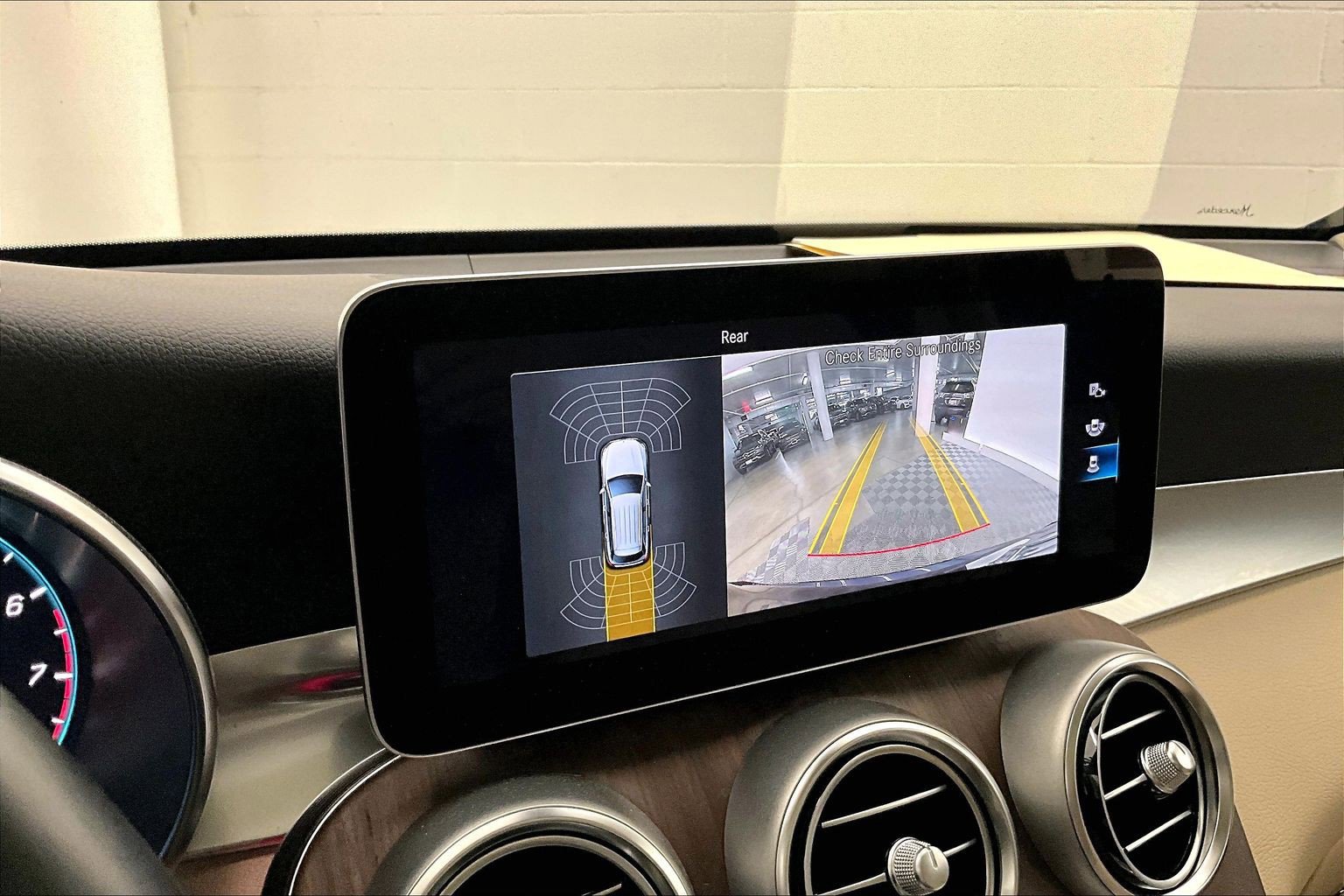Certified 2022 Mercedes-Benz GLC 300 4MATIC image 29