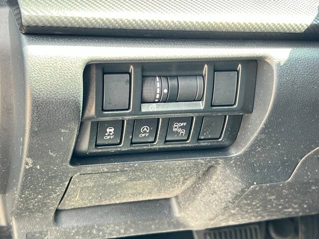 Used 2021 Subaru Crosstrek 2.0i Premium w/ Moonroof Package AWD/4WD image 19