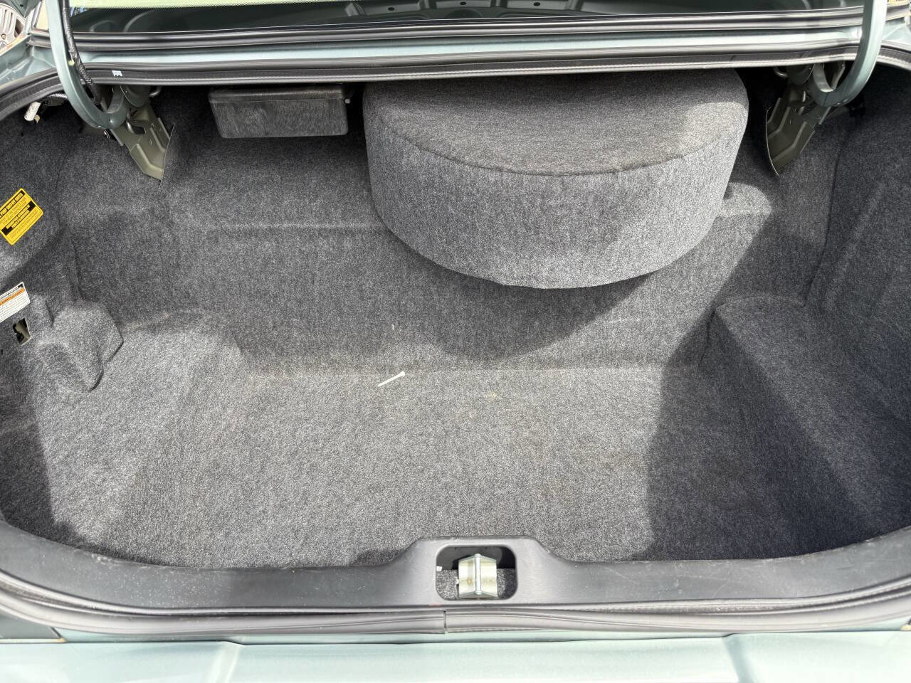 Used 2005 Mercury Grand Marquis LS image 21