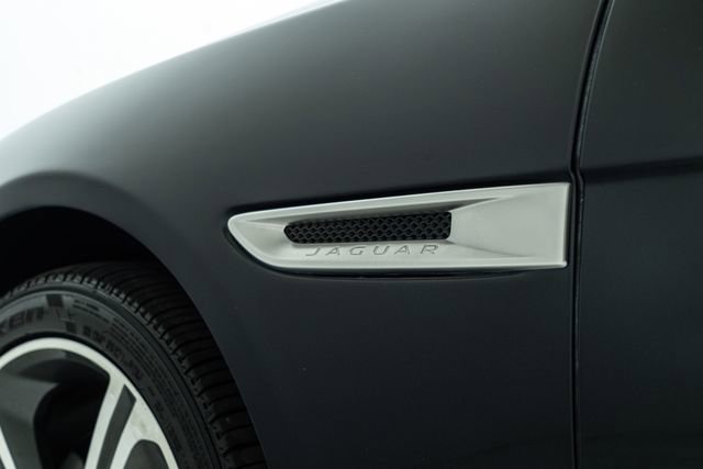 Used 2018 Jaguar XF First Edition image 22