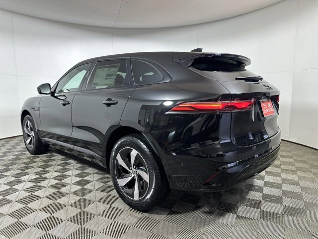 New 2026 Jaguar F-PACE R-Dynamic S image 8