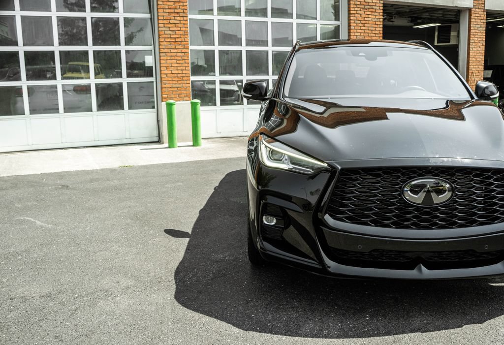 Used 2023 INFINITI QX50 Sport AWD/4WD image 31