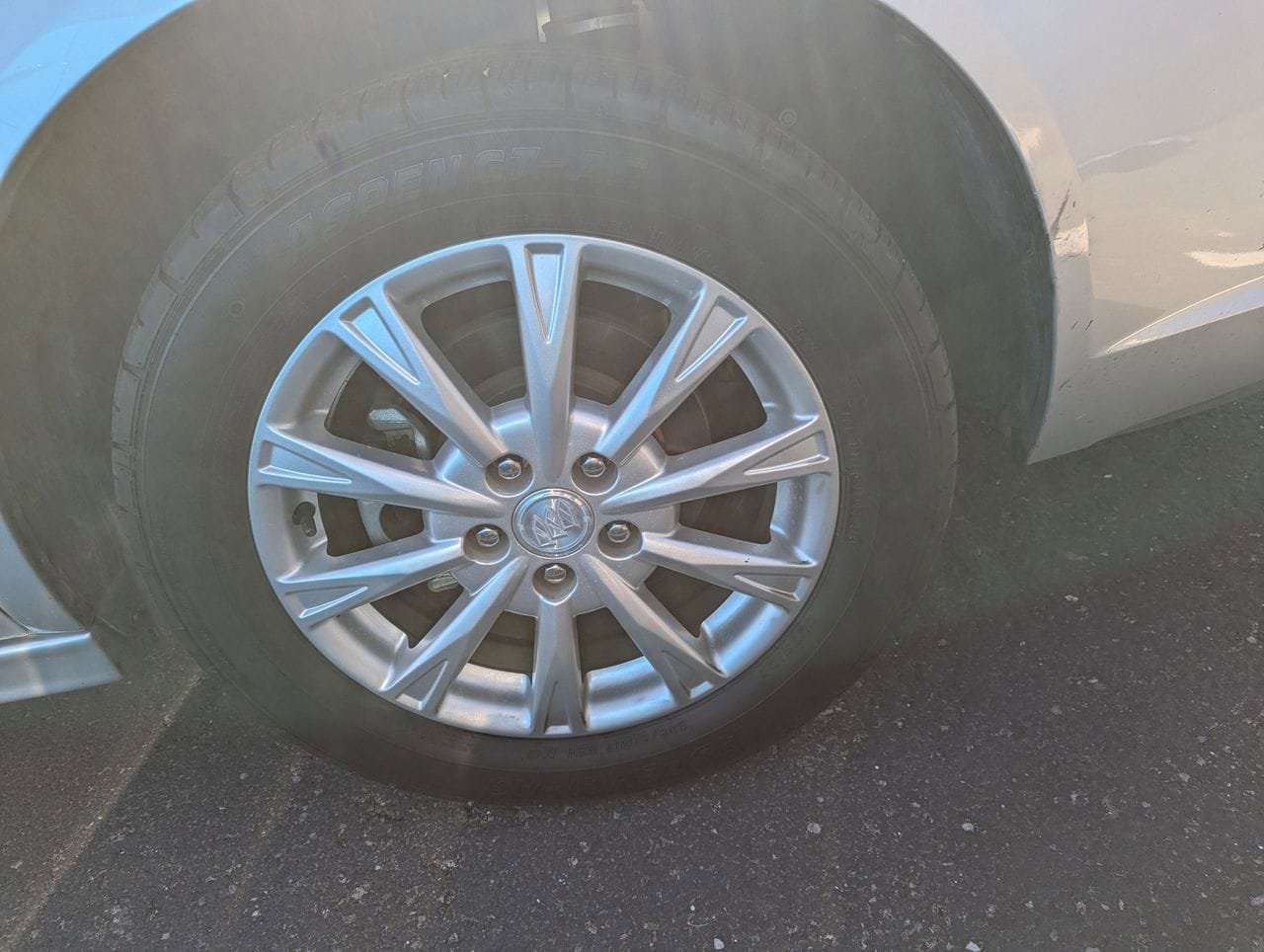 Used 2011 Buick Lucerne CX FWD image 9