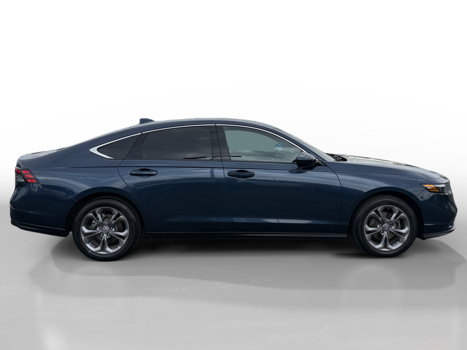 Certified 2024 Honda Accord EX image 6