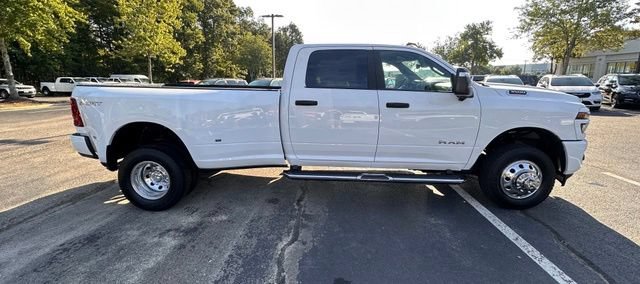 New 2026 RAM 3500 Big Horn AWD/4WD image 7