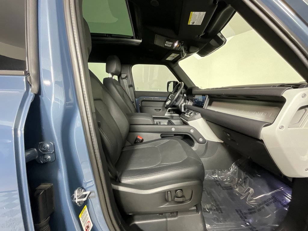 Certified 2022 Land Rover Defender 110 X-Dynamic SE image 21