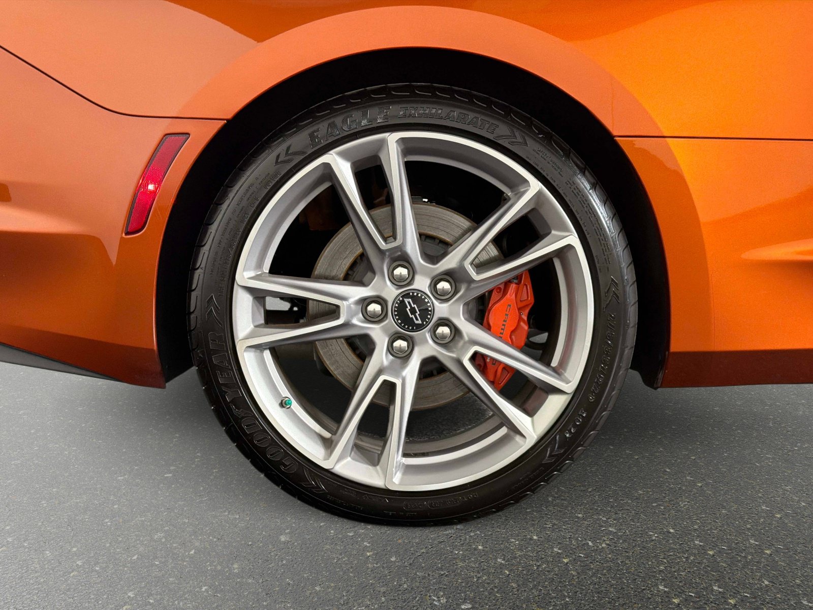 Used 2023 Chevrolet Camaro SS RWD image 16